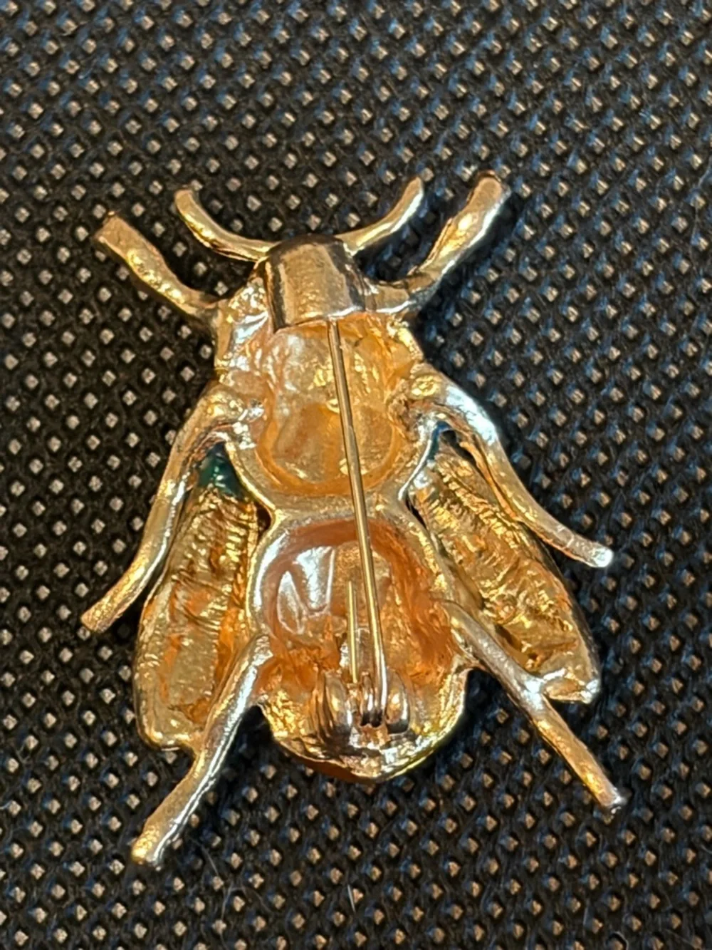 Translucent Enamel Bee insect Brooch Pin Unsigned Gold Tone‎ Vibrant Color